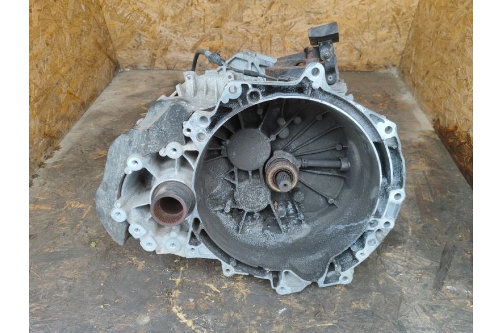 GK7R7002AB | Manualna skrzynia biegów LAND ROVER DISCOVERY Sport 15-19 (372849)