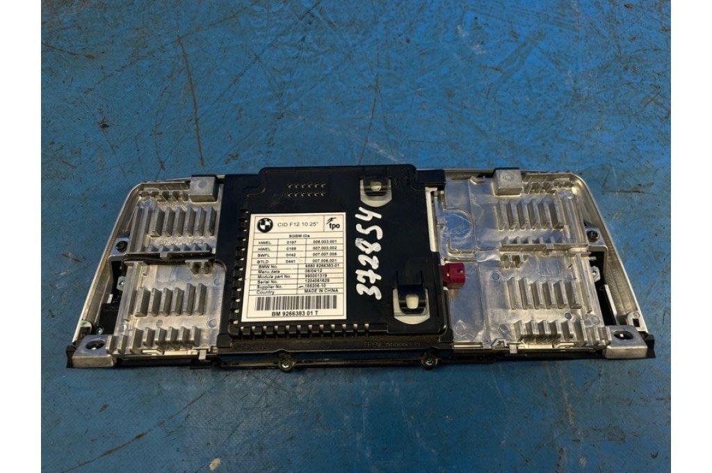 9266383 | monitor BMW 6 SERIES (F13) 12-18 (372854) - Zdjęcie 2