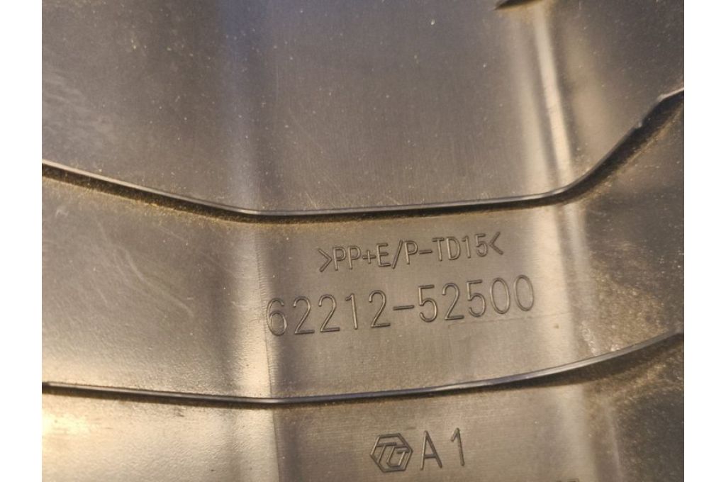 62212-52500 | osłona słupka nadwozia lew. LEXUS LBX 23- (372870) - Zdjęcie 3