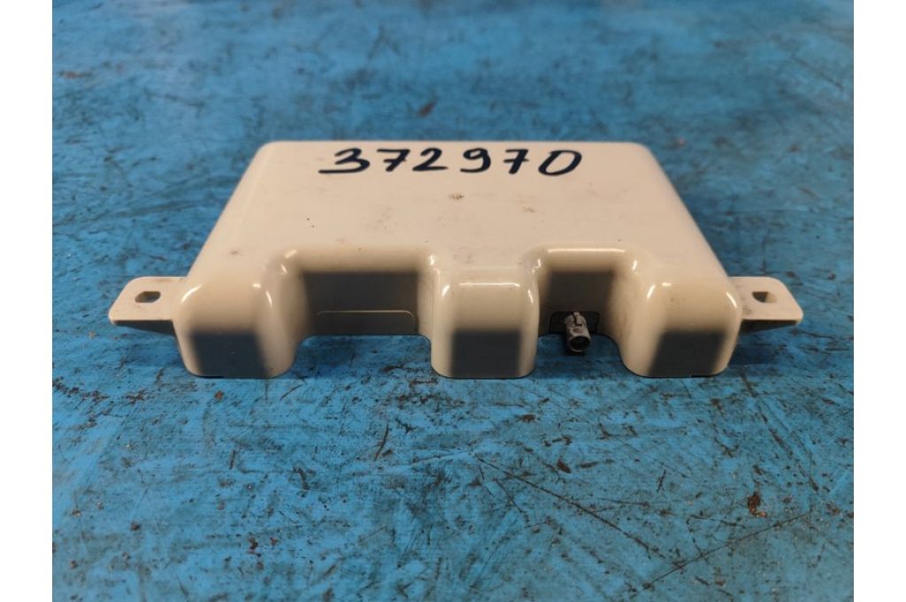 6957347-01 | Wzmacniacz antenowy BMW 6 SERIES (F13) 12-18 (372970) - Zdjęcie 3