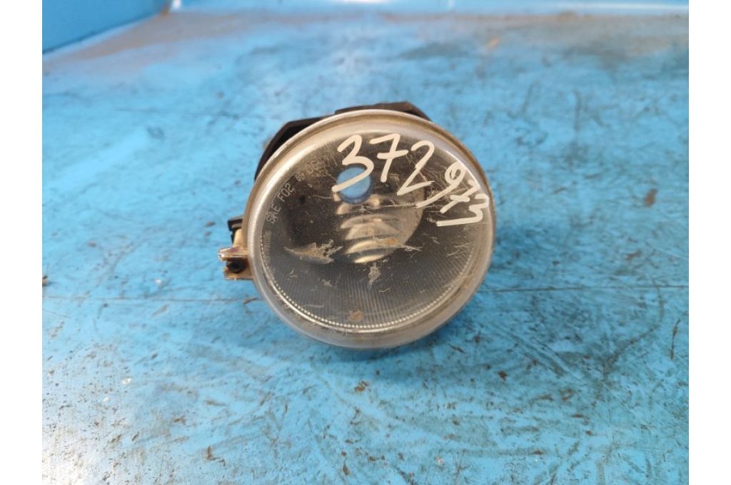 04805859AA | Lampa przeciwmgielna JEEP GRAND CHEROKEE 04-10 (372973)