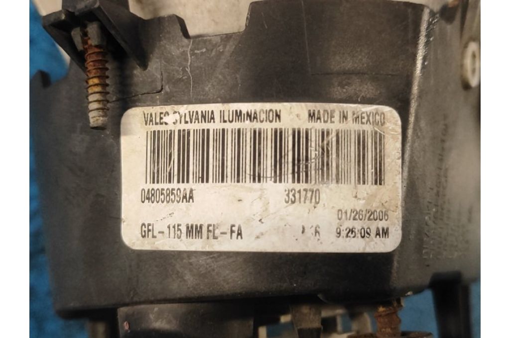 04805859AA | Lampa przeciwmgielna JEEP GRAND CHEROKEE 04-10 (372973) - Zdjęcie 4