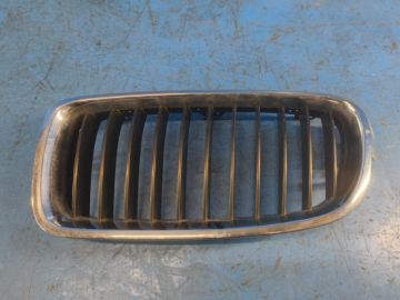 Kratka chłodnicy praw. BMW 6 SERIES (F13) 12-18