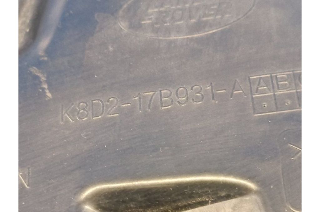 K8D2-17B931-A | Кронштейн/крепление заднего бампера lew. LAND ROVER EVOQUE 19- (373075) - Zdjęcie 5