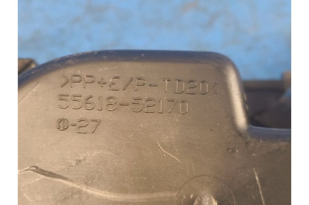 55618-52170 | centralna konsola LEXUS LBX 23- (373100) - Zdjęcie 5