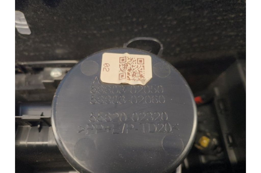58803-02050 | centralna konsola TOYOTA COROLLA E21 19- (373184) - Zdjęcie 8