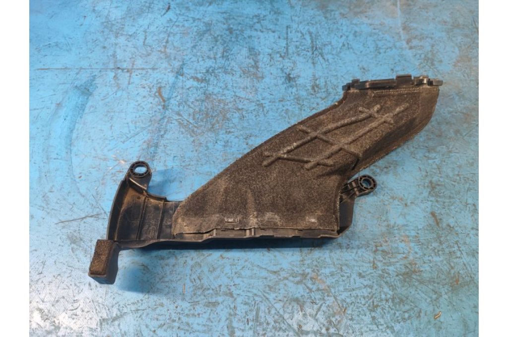 GK72-9A675-AD | Deflektor powietrza LAND ROVER DISCOVERY Sport 15-19 (373195) - Zdjęcie 2