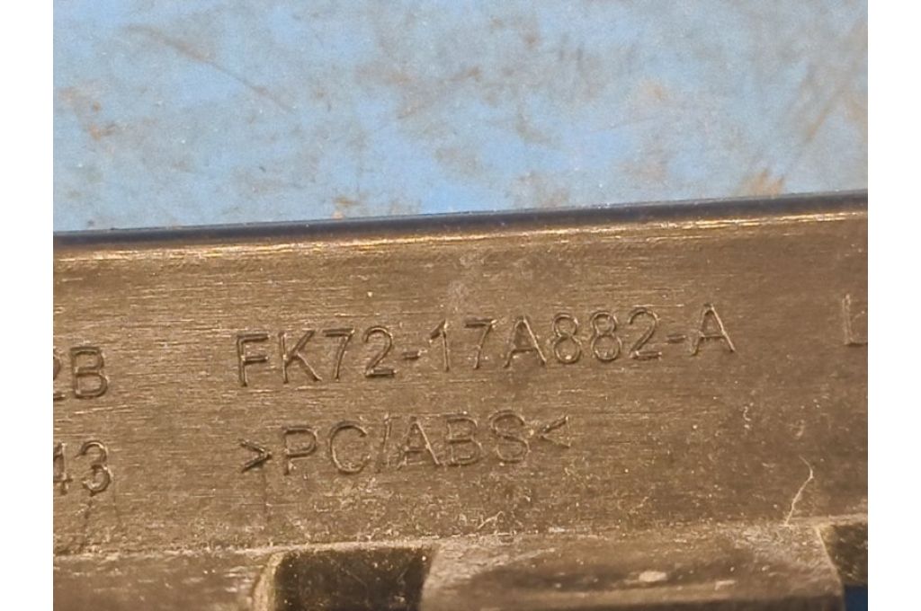 FK72-17A882-A | Кронштейн/крепление заднего бампера lew. LAND ROVER DISCOVERY Sport 15-19 (373244) - Zdjęcie 5