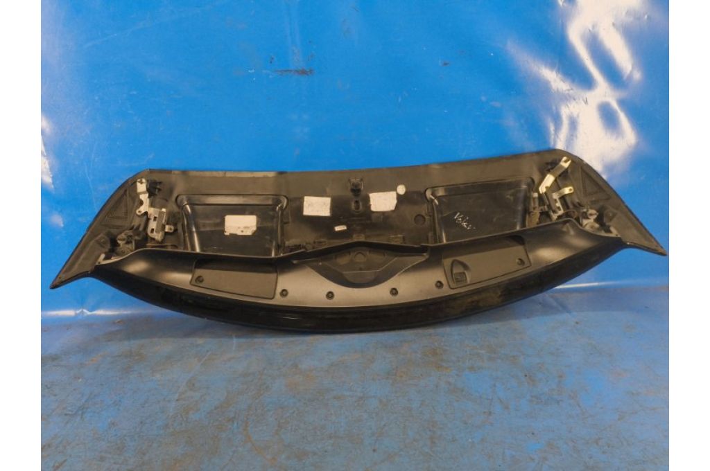 J8A2-44210-A | Spoiler pokrywy bagażnika LAND ROVER VELAR 17- (373378) - Zdjęcie 5