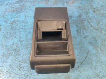 Plastik wewnętrzny LAND ROVER DISCOVERY Sport 15-19