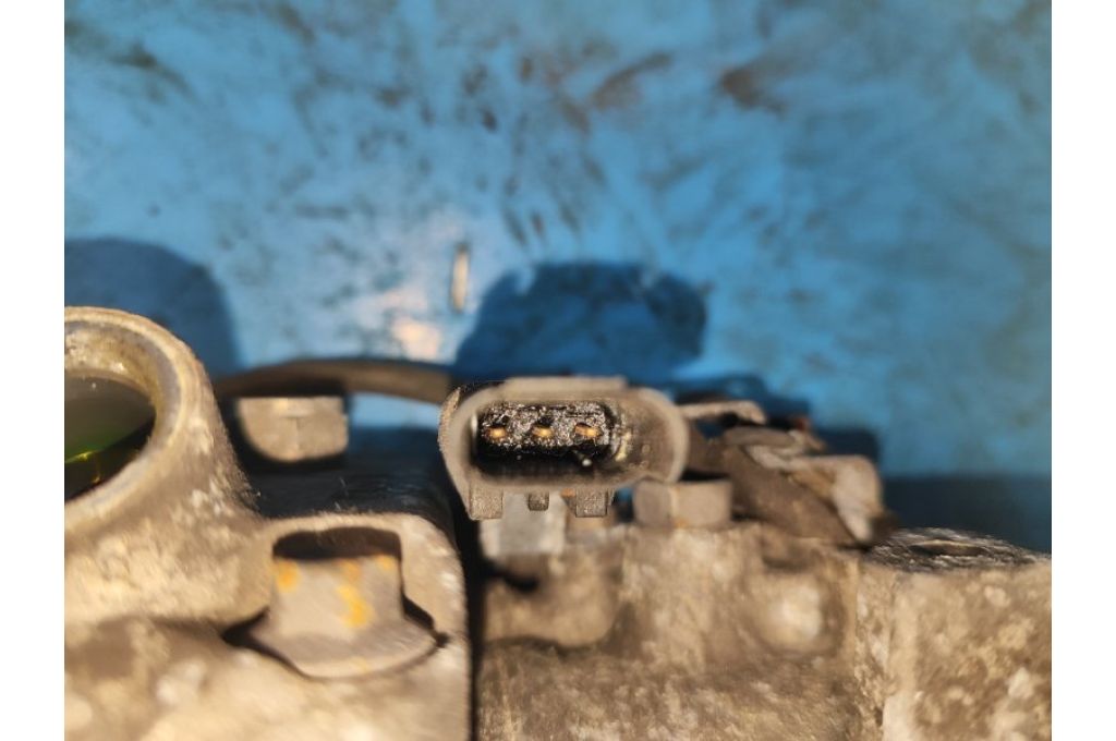 64529216466 | Kompresor klimatyzacji BMW 6 SERIES (F13) 12-18 (373837) - Zdjęcie 8