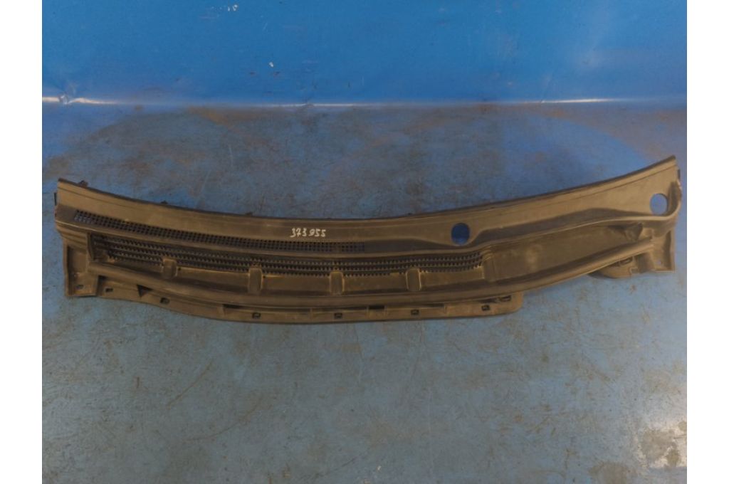 55781-47090 | Osłona pod przednią szybę TOYOTA PRIUS - 30 09-17 (373955)