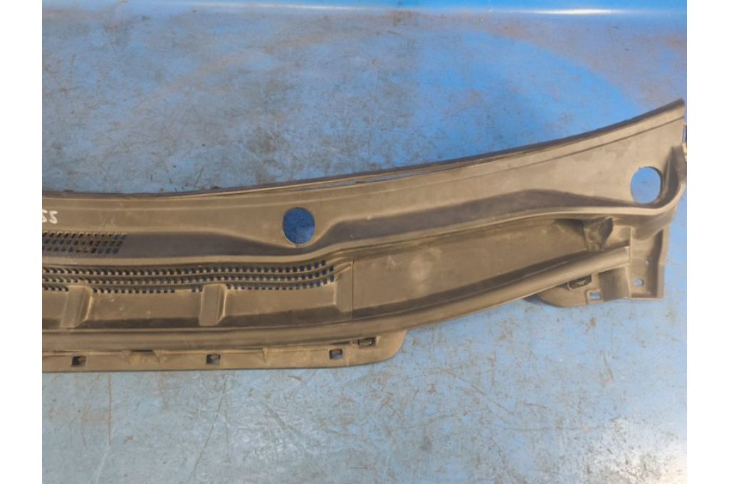 55781-47090 | Osłona pod przednią szybę TOYOTA PRIUS - 30 09-17 (373955) - Zdjęcie 3