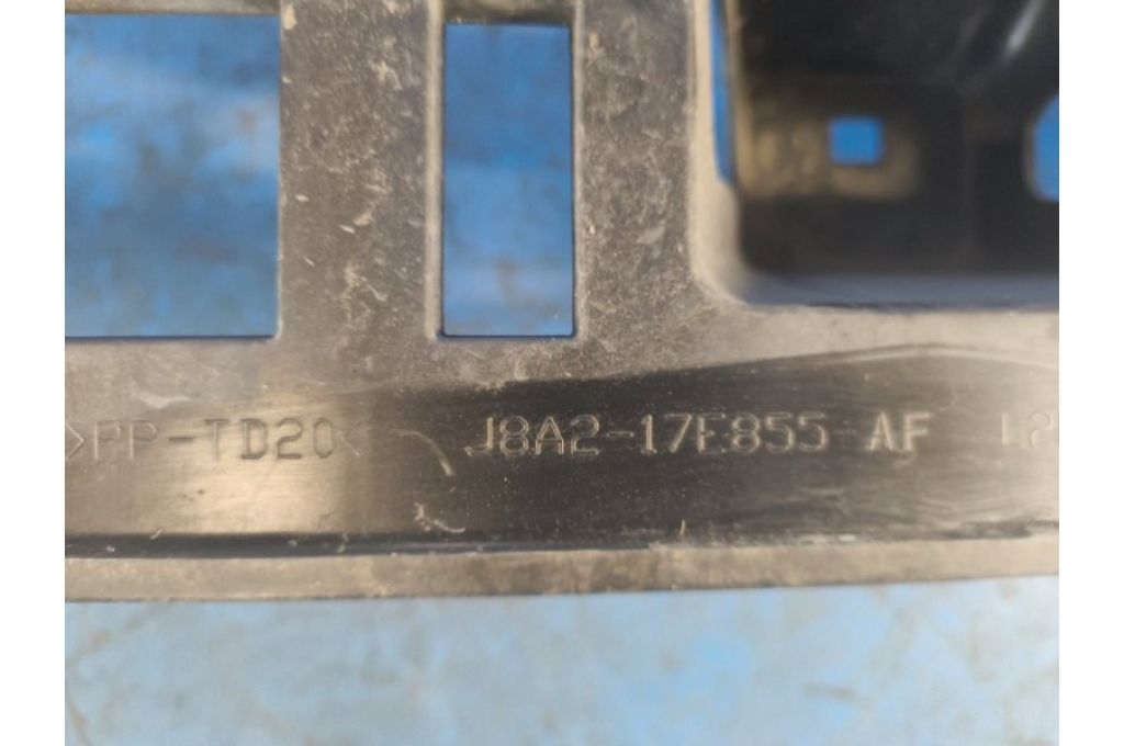 J8A2-17E855-AF | Absorber tylnego zderzaka LAND ROVER VELAR 17- (373958) - Zdjęcie 6