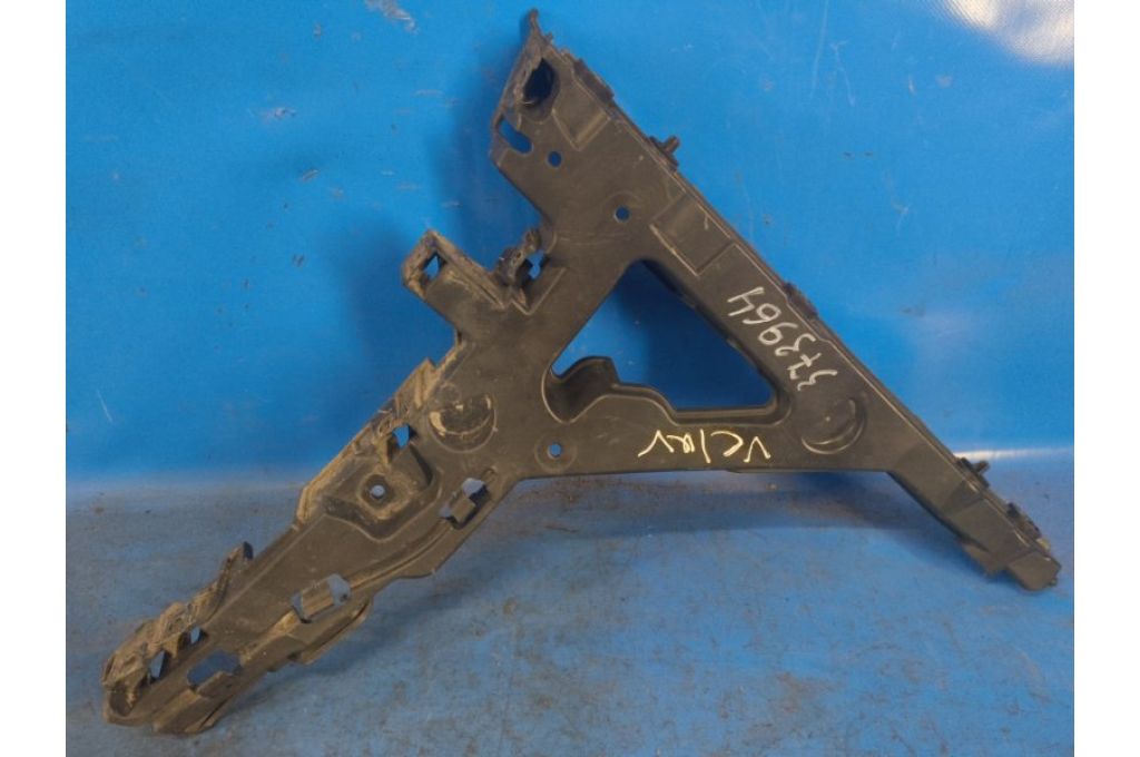 J8A2-17B930-AG | Кронштейн/крепление заднего бампера lew. LAND ROVER VELAR 17- (373964)