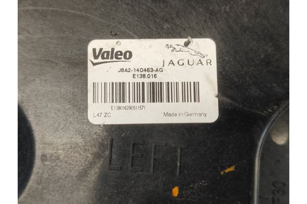 J8A2-14D453-AG | Кронштейн/крепление датчика слепых зон lew. LAND ROVER VELAR 17- (373978) - Zdjęcie 3