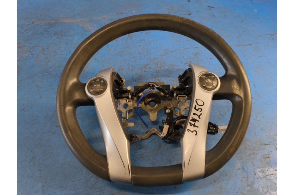 45103-47020 | Kierownica TOYOTA PRIUS - 30 09-17 (374250)