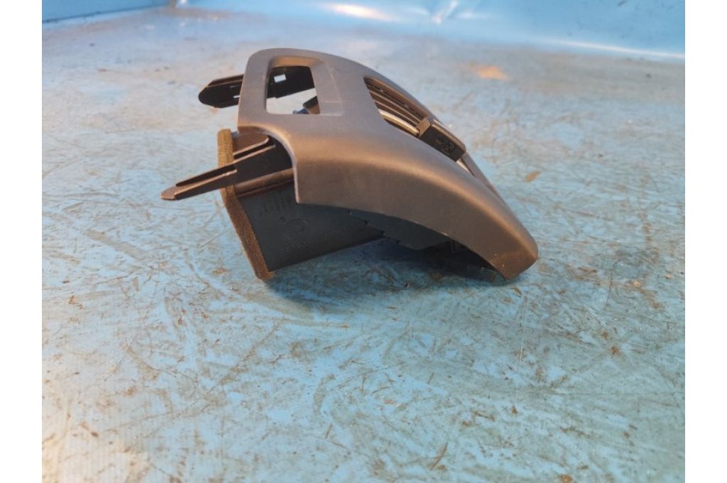 55650-47070 | Deflektor powietrza lew. TOYOTA PRIUS - 30 09-17 (374257) - Zdjęcie 3