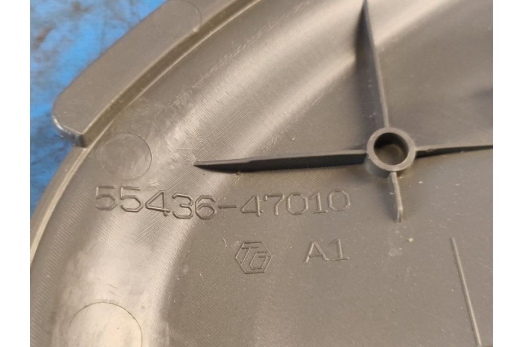 55436-47010 | Osłona deski rozdzielczej lew. TOYOTA PRIUS - 30 09-17 (374283) - Zdjęcie 3