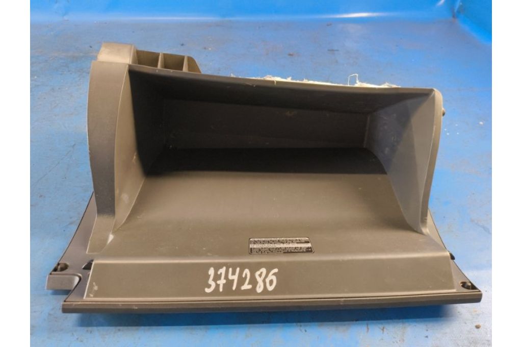 55550-47080 | Schowek TOYOTA PRIUS - 30 09-17 (374286) - Zdjęcie 3