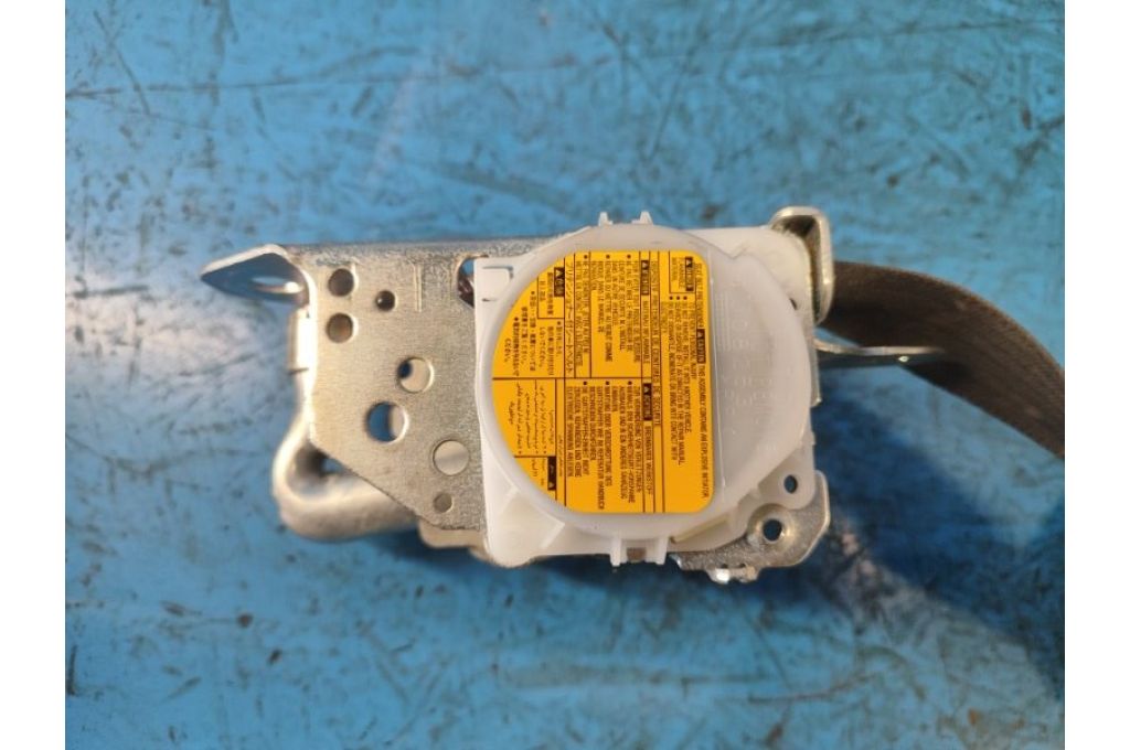 7321047120B1 | Pas bezpieczeństwa przed. praw. TOYOTA PRIUS - 30 09-17 (374300) - Zdjęcie 3
