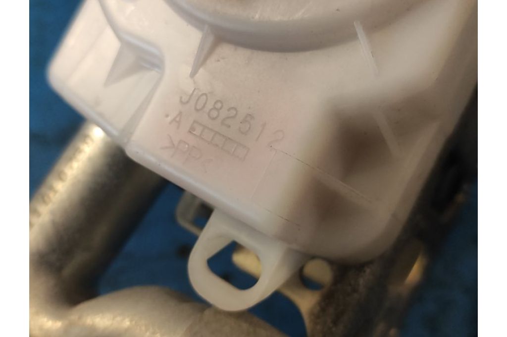 7321047120B1 | Pas bezpieczeństwa przed. praw. TOYOTA PRIUS - 30 09-17 (374300) - Zdjęcie 8