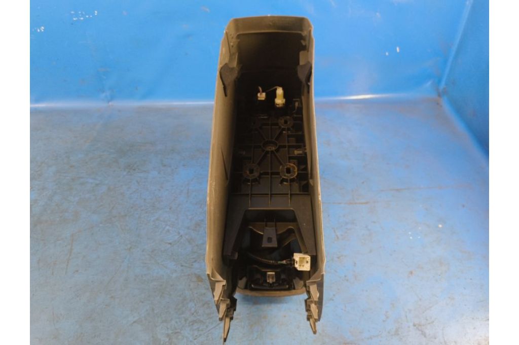 58901-47090 | Podłokietnik TOYOTA PRIUS - 30 09-17 (374354) - Zdjęcie 10