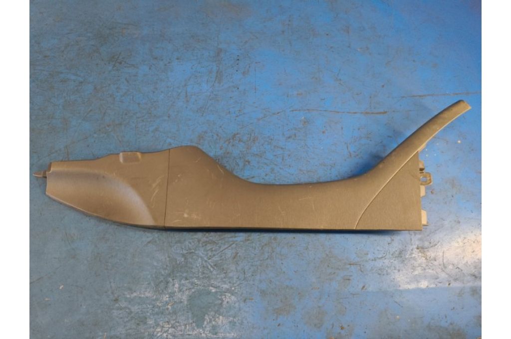 58812-47010 | Osłona wewnętrzna lew. TOYOTA PRIUS - 30 09-17 (374358)