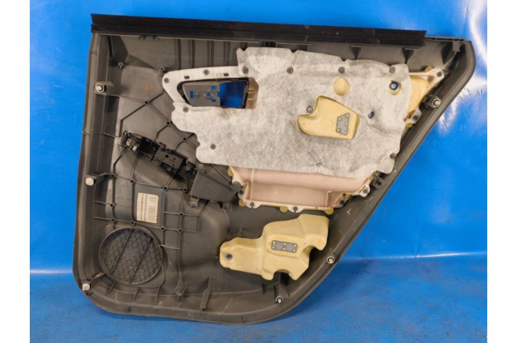 6764047260B0 | tapicerka drzwi tyl. lew. TOYOTA PRIUS - 30 09-17 (374443) - Zdjęcie 5