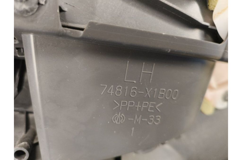 6764047260B0 | tapicerka drzwi tyl. lew. TOYOTA PRIUS - 30 09-17 (374443) - Zdjęcie 8