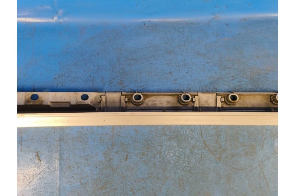 75860-47010 | zewnętrzna osłona progu lew. TOYOTA PRIUS - 30 09-17 (374444) - Zdjęcie 8