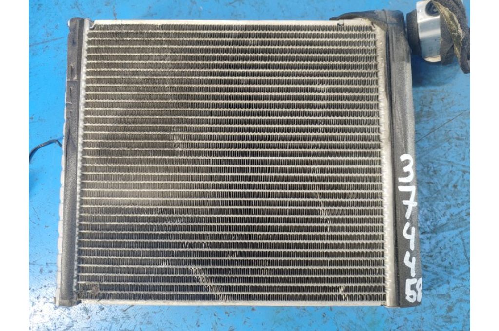 88501-47050 | Parownik klimatyzacji TOYOTA PRIUS - 30 09-17 (374458) - Zdjęcie 2