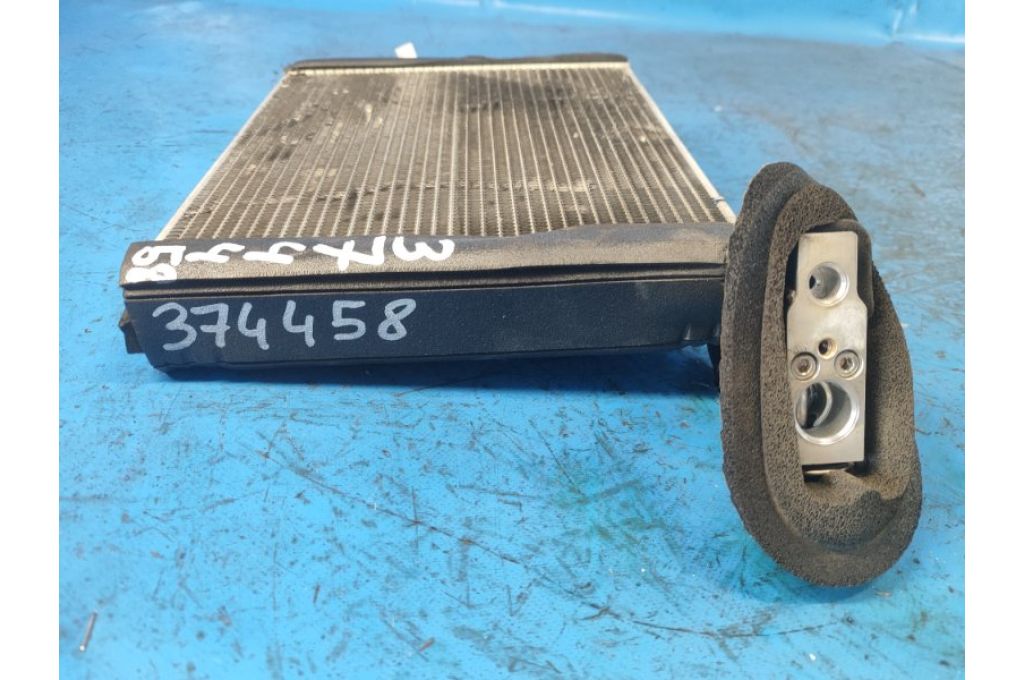 88501-47050 | Parownik klimatyzacji TOYOTA PRIUS - 30 09-17 (374458) - Zdjęcie 3