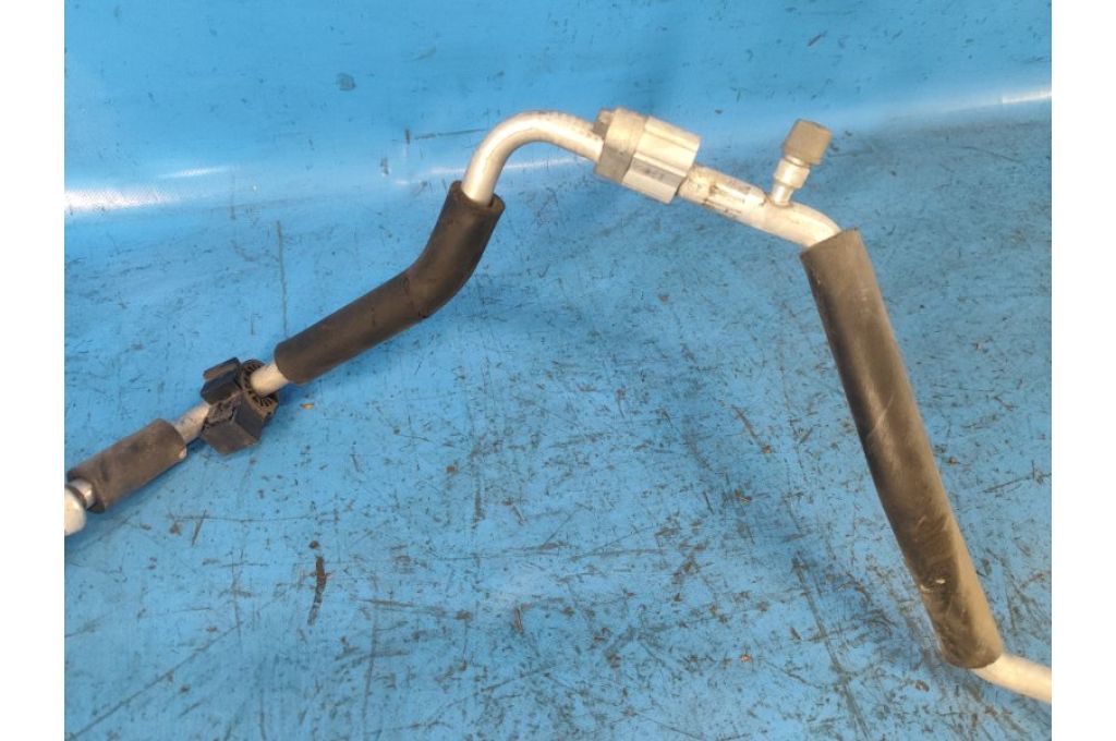 88704-47050 | Rurka klimatyzacji TOYOTA PRIUS - 30 09-17 (374462) - Zdjęcie 3