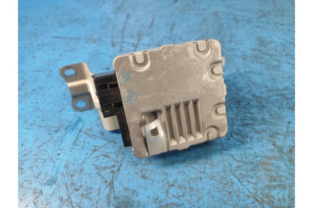 89650-47240 | Moduł sterowania elektrycznym wspomaganiem kierownicy TOYOTA PRIUS - 30 09-17 (374474) - Zdjęcie 2