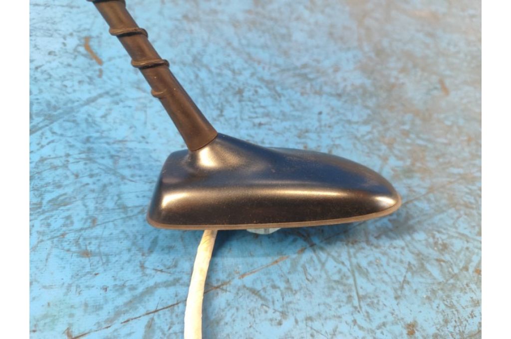 86960-47010 | Antena TOYOTA PRIUS - 30 09-17 (374478) - Zdjęcie 4