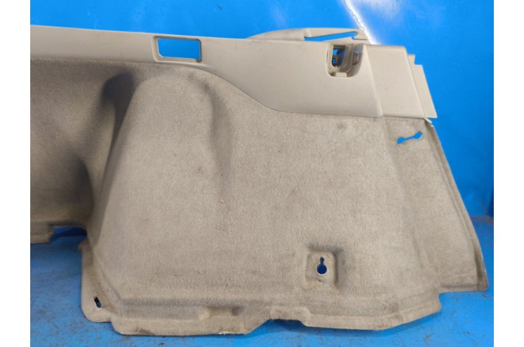 64740-47031 | Tapicerka bagażnika lew. TOYOTA PRIUS - 30 09-17 (374479) - Zdjęcie 3