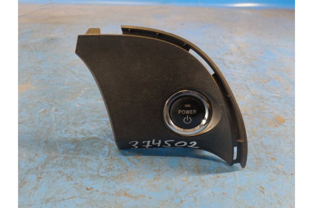 89611-75042 | Przycisk Start-Stop TOYOTA PRIUS - 30 09-17 (374502)