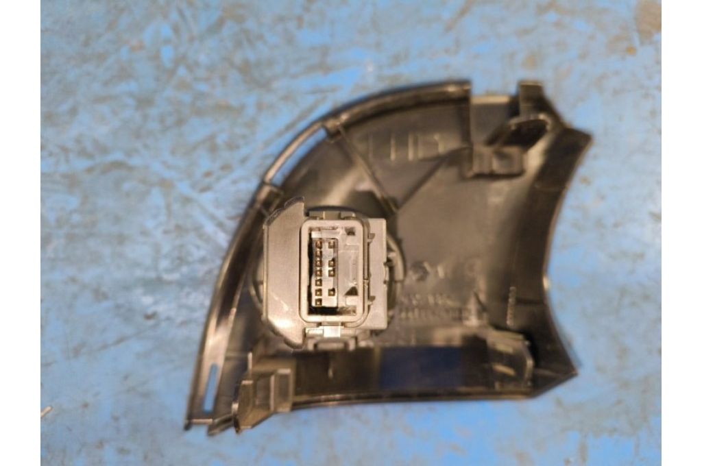 89611-75042 | Przycisk Start-Stop TOYOTA PRIUS - 30 09-17 (374502) - Zdjęcie 3