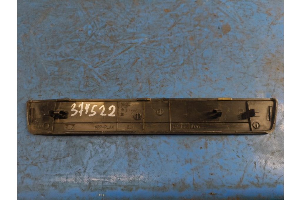 67916-47020 | wewnętrzna osłona progu tyl. TOYOTA PRIUS - 30 09-17 (374522) - Zdjęcie 2