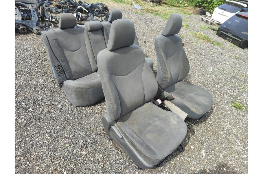 Komplet siedzeń TOYOTA PRIUS - 30 09-17 (374536) - Zdjęcie 3