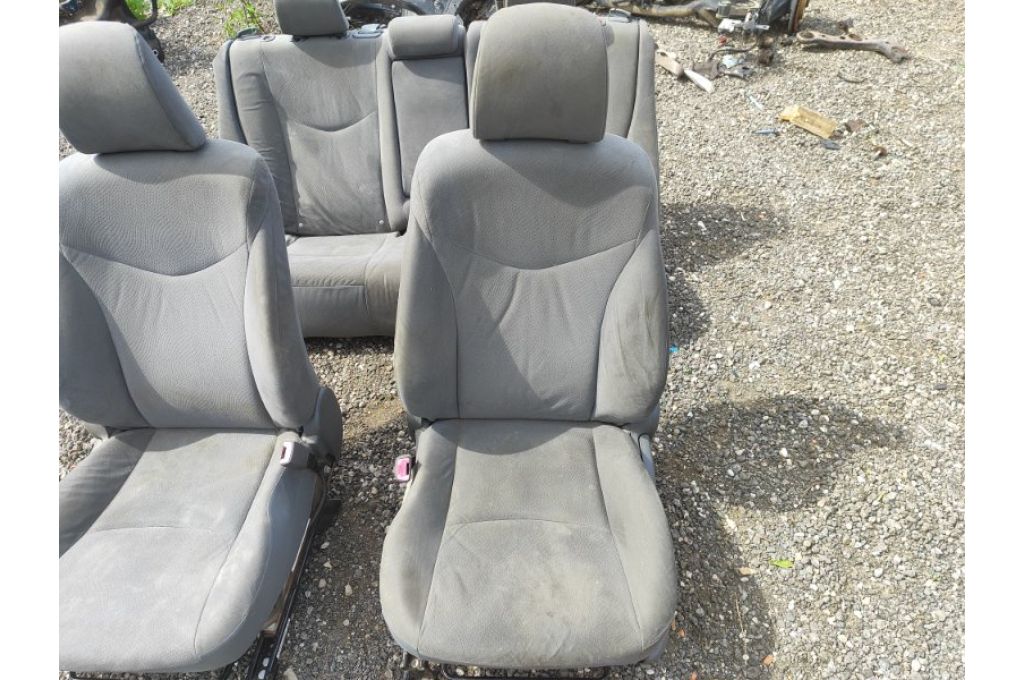 Komplet siedzeń TOYOTA PRIUS - 30 09-17 (374536) - Zdjęcie 9