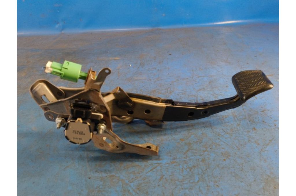 47101-75021 | Pedał hamulca TOYOTA PRIUS - 30 09-17 (374571) - Zdjęcie 4
