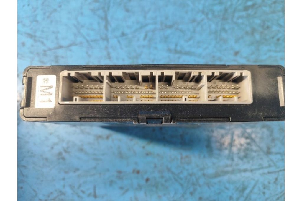 89681-47082 | Moduł elektroniczny TOYOTA PRIUS - 30 09-17 (374576) - Zdjęcie 3