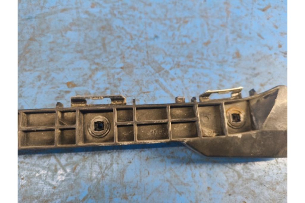 52576-47020 | Кронштейн/крепление заднего бампера lew. TOYOTA PRIUS - 30 09-17 (374634) - Zdjęcie 4
