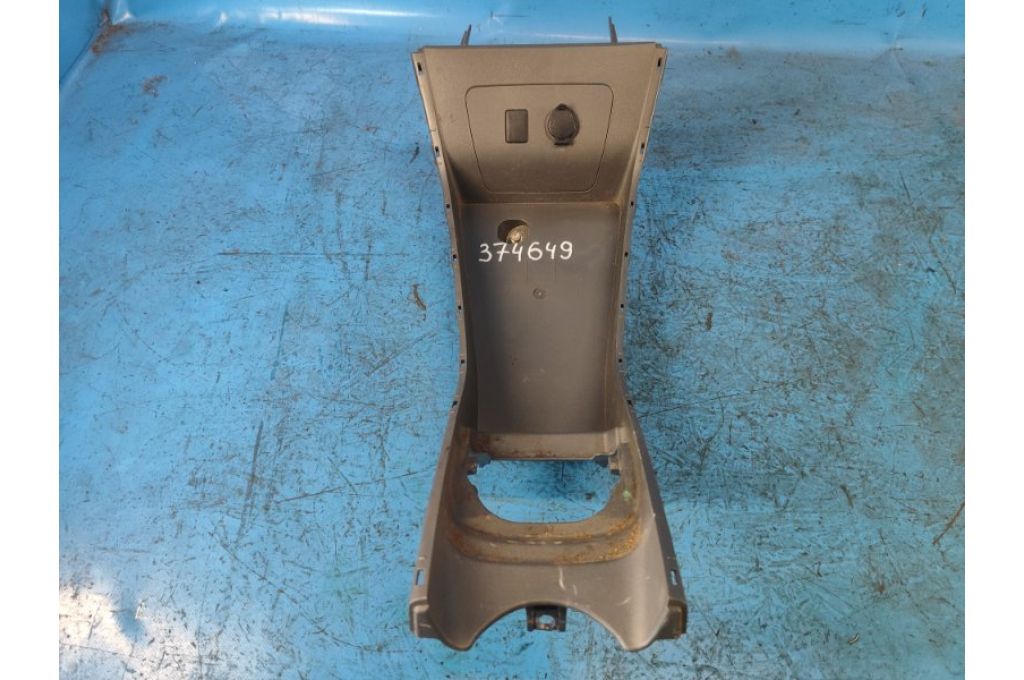58810-47010 | Консоль между сидений TOYOTA PRIUS - 30 09-17 (374649)
