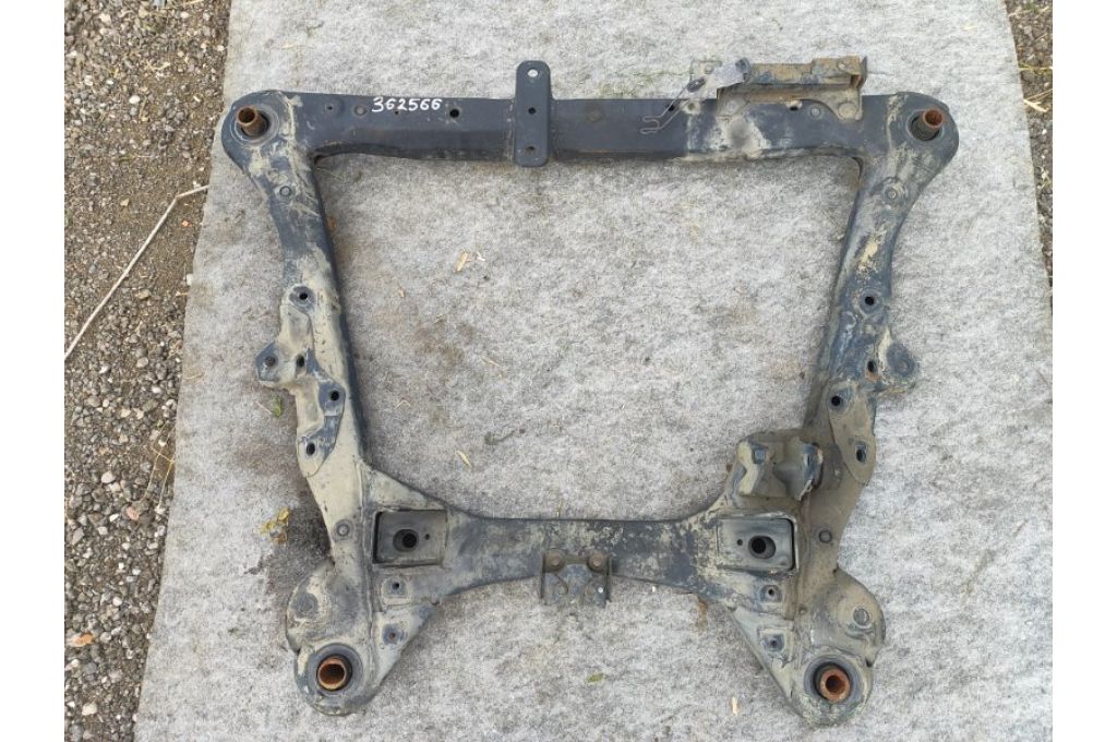 511000E010 | Belka przedniego zawieszenia LEXUS RX300/330/350/400 03-09 (362566)