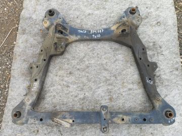 Belka przedniego zawieszenia TOYOTA VENZA 09-16