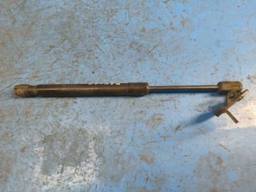Amortyzator maski praw. BMW 6 SERIES (F13) 12-18