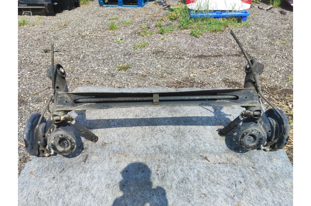 55100-A5500 | Belka tylnego zawieszenia HYUNDAI ELANTRA GD 12-17 (374793) - Zdjęcie 7